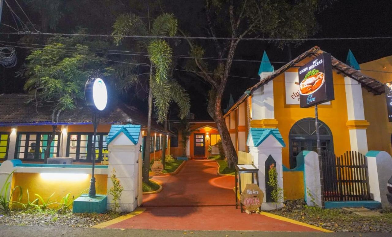 Bed and Breakfast Elphinstone Residency à Kochi Extérieur photo